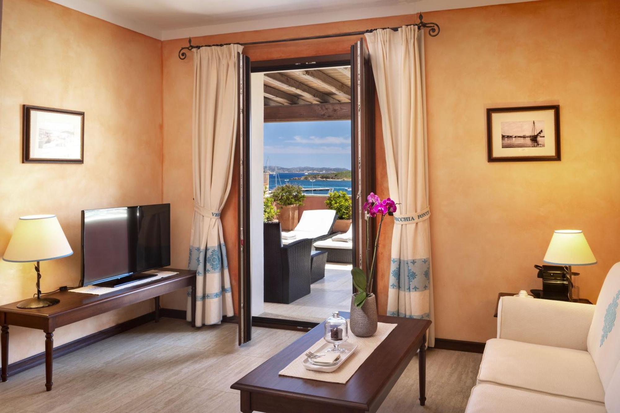 La Vecchia Fonte Boutique Hotel Palau Cameră foto